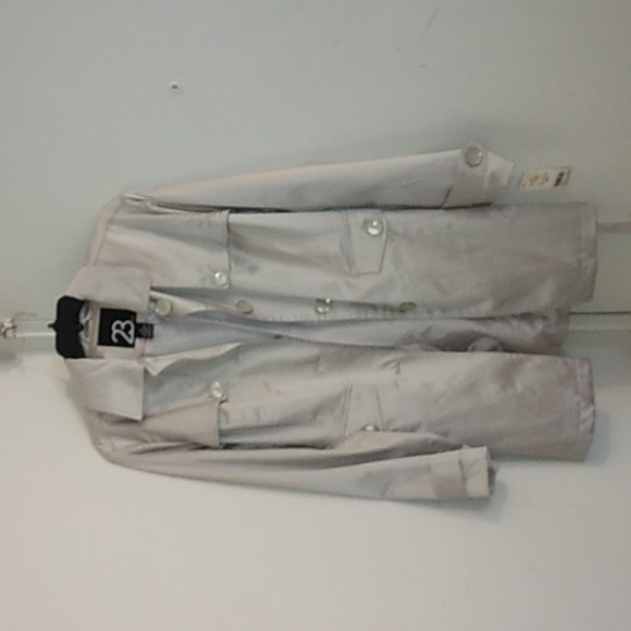 Tan  Trench Coat light weight NWT - Picture 2 of 5